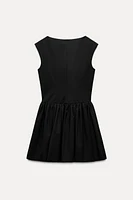 SQUAR NECK PLEATED DRESS