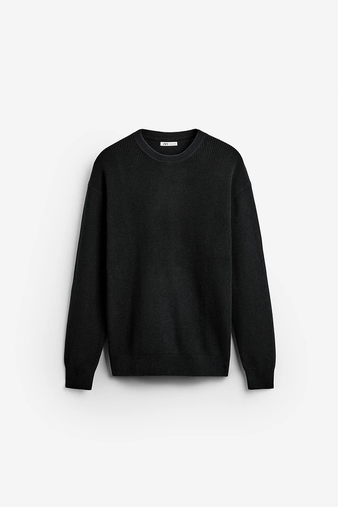 PULL BASIQUE EN MAILLE PERLÉE
