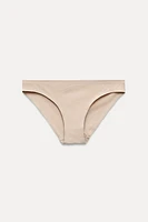 SEAMLESS PANTIES