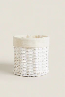 ROUND HAMPER WITH LINEN LINING