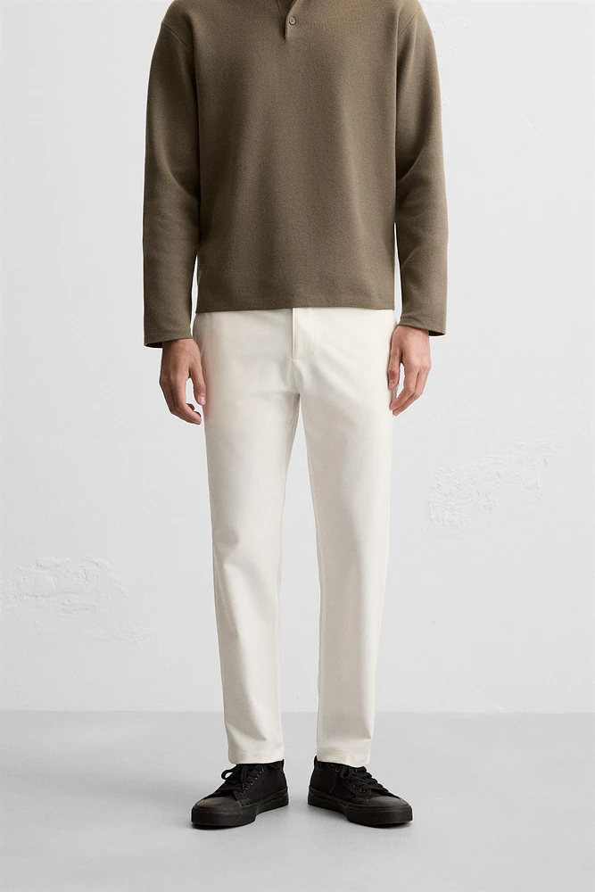 PANTALON À TEXTURE CONFORT