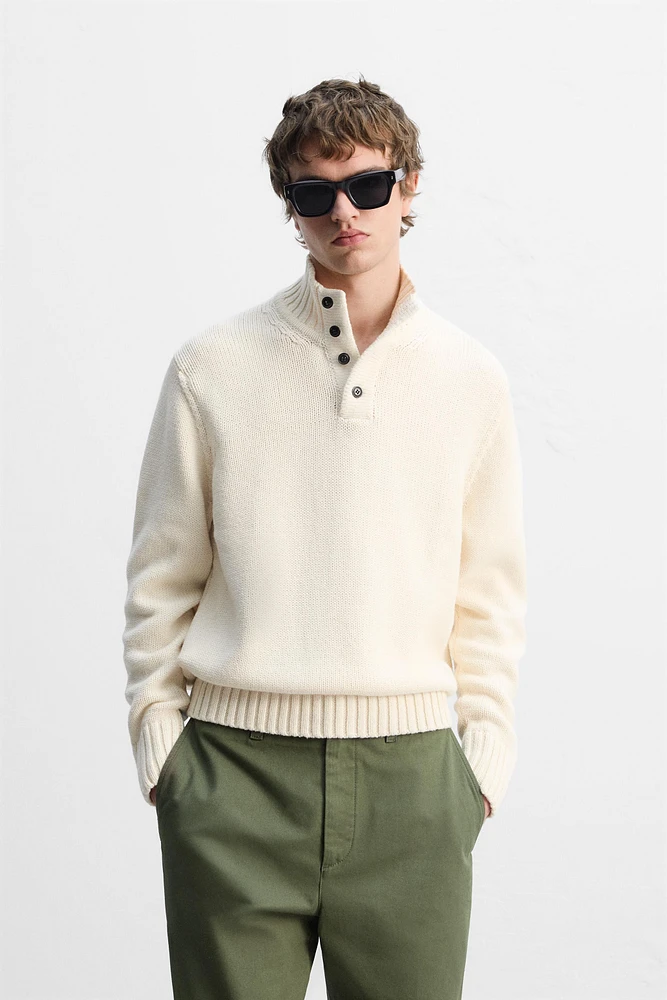 COTTON-WOOL BUTTON SWEATER