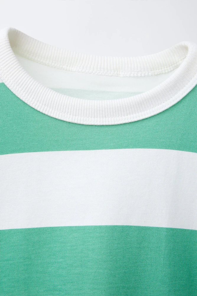 BASIC STRIPED T-SHIRT
