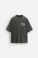 T-SHIRT DÉLAVÉ TEXTES