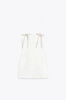 ROBE COURTE SATINÉE LACETS
