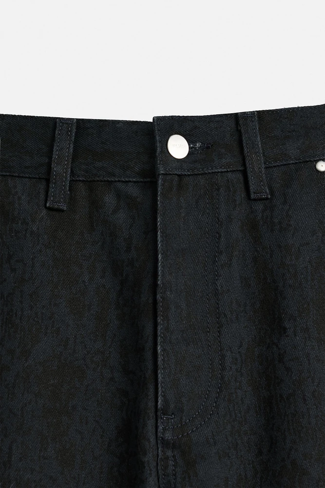 CARPENTER POCKET DENIM SHORTS
