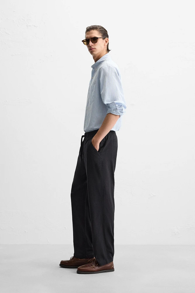 RELAXED FIT JOGGING PANTS