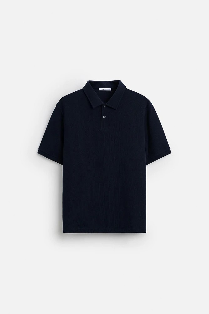 TEXTURED POLO