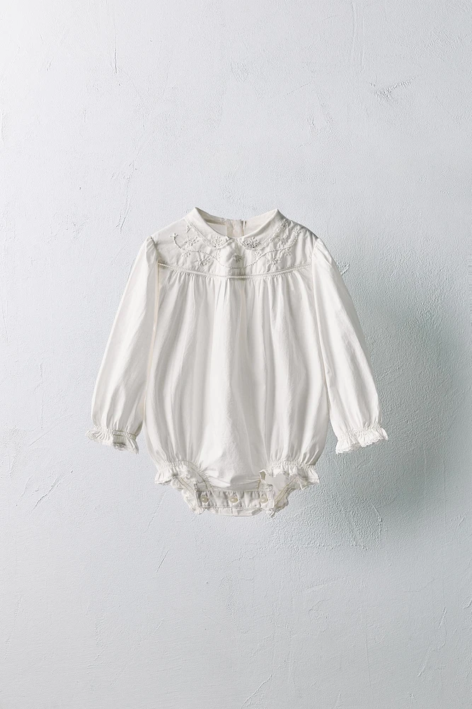 1-18 MONTHS/ LIMITED EDITION EMBROIDERED FLORAL POPLIN ROMPER