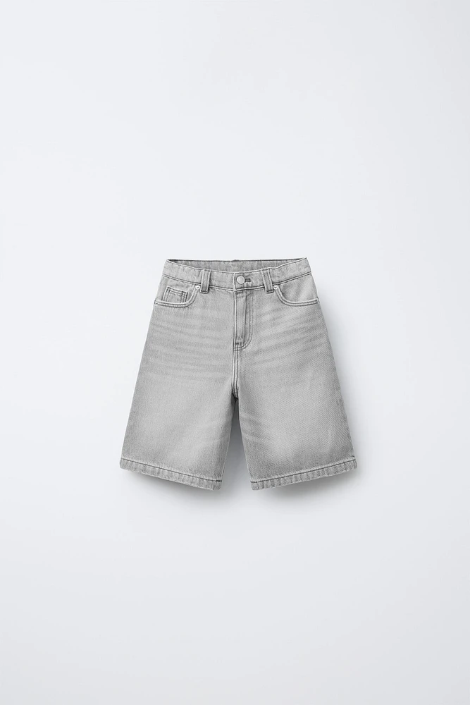 WIDE FIT DENIM SHORTS
