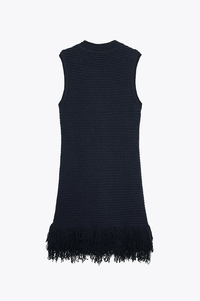 ROBE EN MAILLE QUADRILLÉE À FRANGES