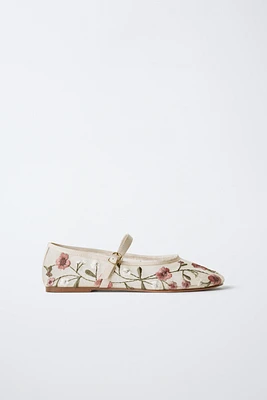 EMBROIDERED BALLET FLATS