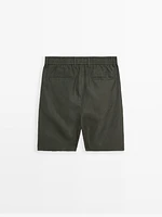 100% linen semi-jogger fit Bermuda shorts