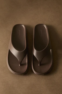 SANDALES DE BAIN CAOUTCHOUTÉES