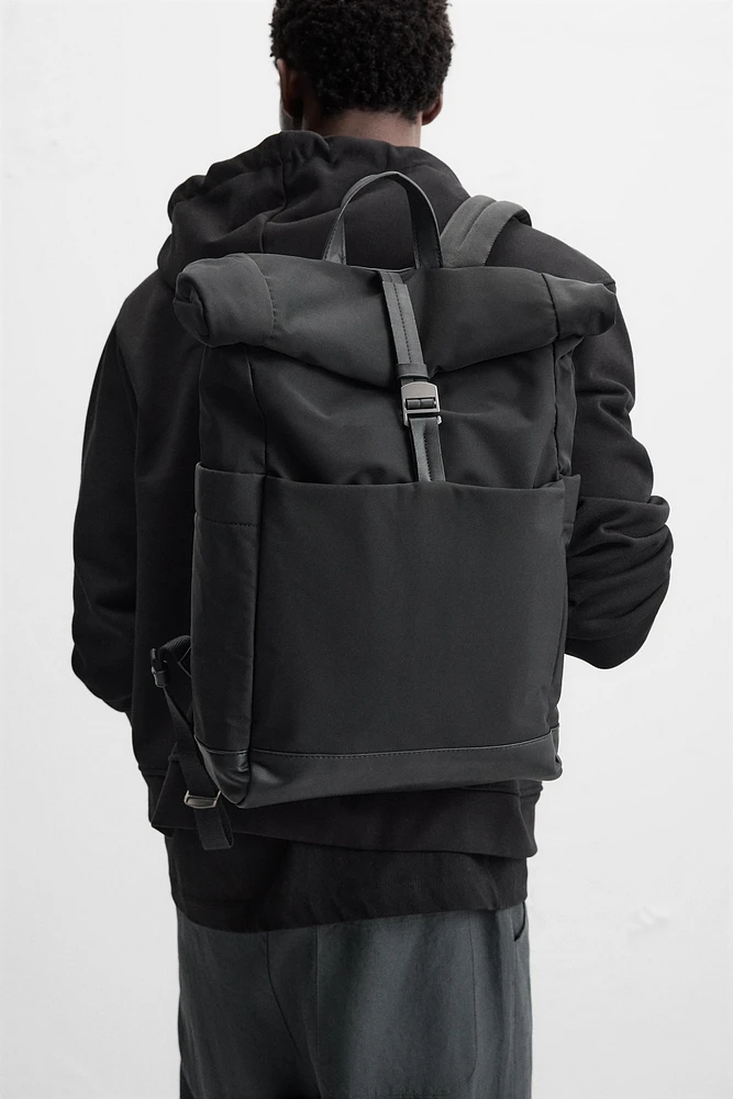 TECHNICAL FLAP BACKPACK
