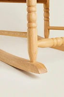 FAUTEUIL À BASCULE EN BOIS