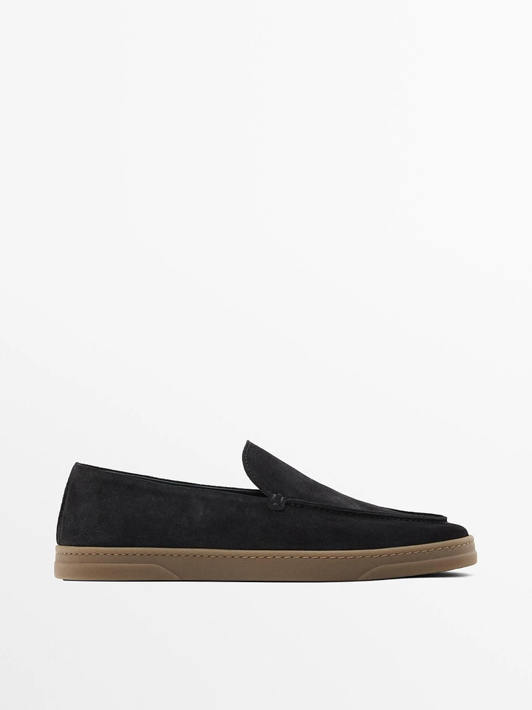 Mocassins souples en croûte de cuir