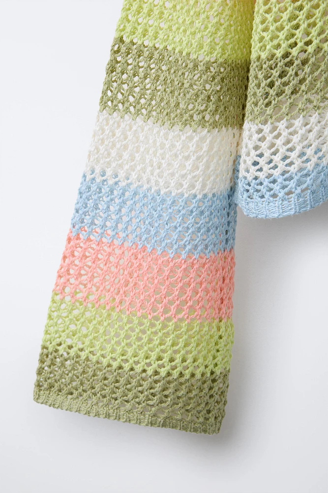PULL EN MAILLE À RAYURES