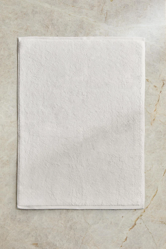 EXTRA SOFT NON-SLIP BATH MAT