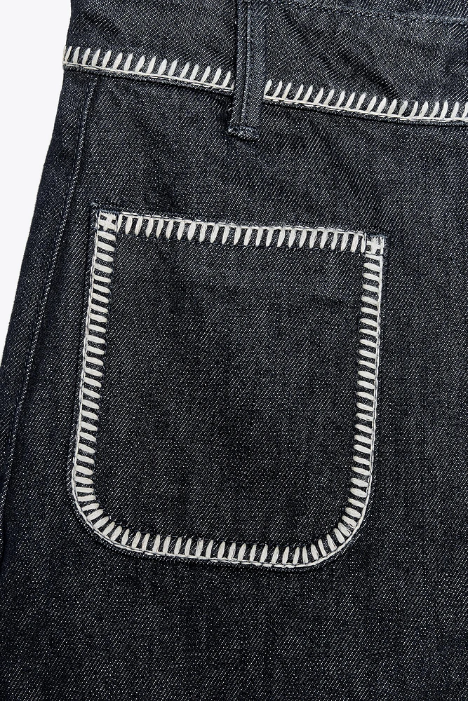 SHORT Z1975 EN JEAN AVEC SURPIQÛRES ET BRODERIES