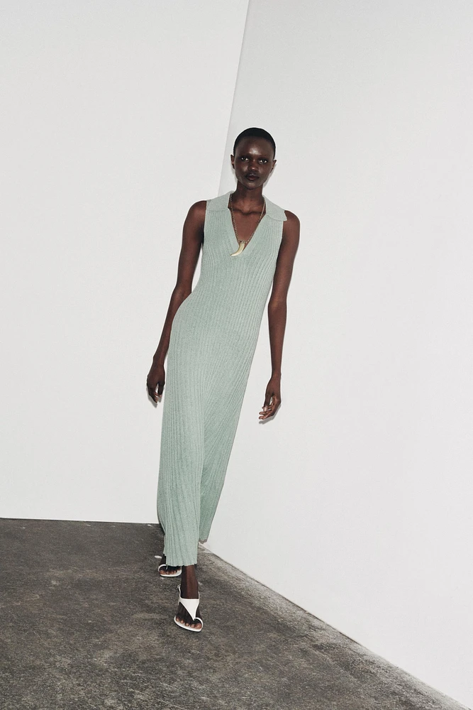ROBE LONGUE EN MAILLE COUPÉE