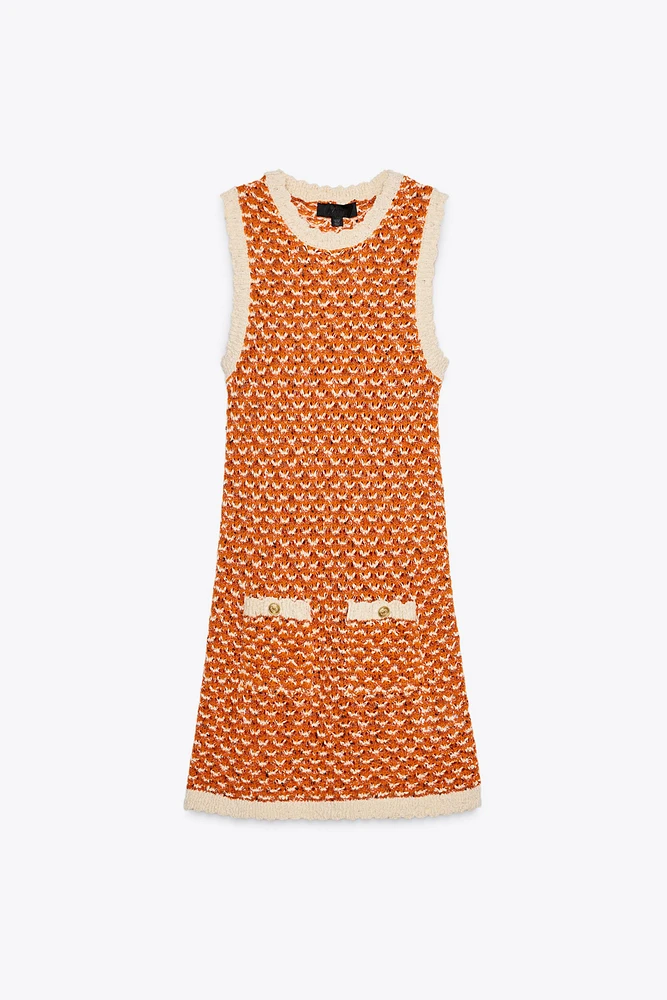 ROBE COURTE EN MAILLE TEXTURÉE