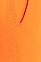 T-SHIRT DÉCOLLETÉ EN V
