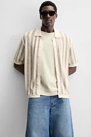 VERTICAL STRIPED KNIT SHIRT