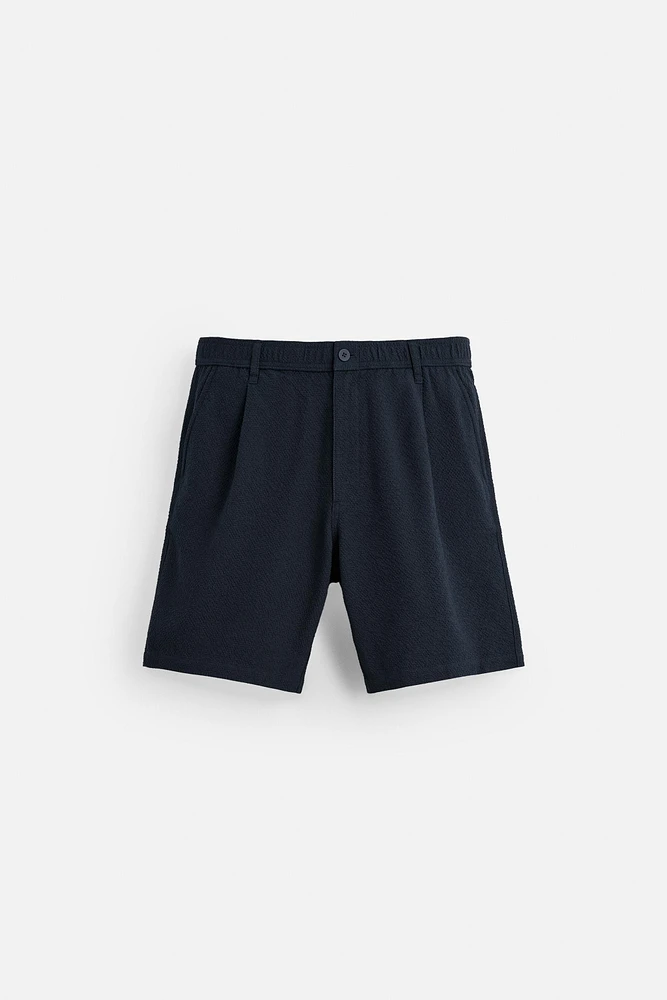 TEXTURED REGULAR FIT SHORTS