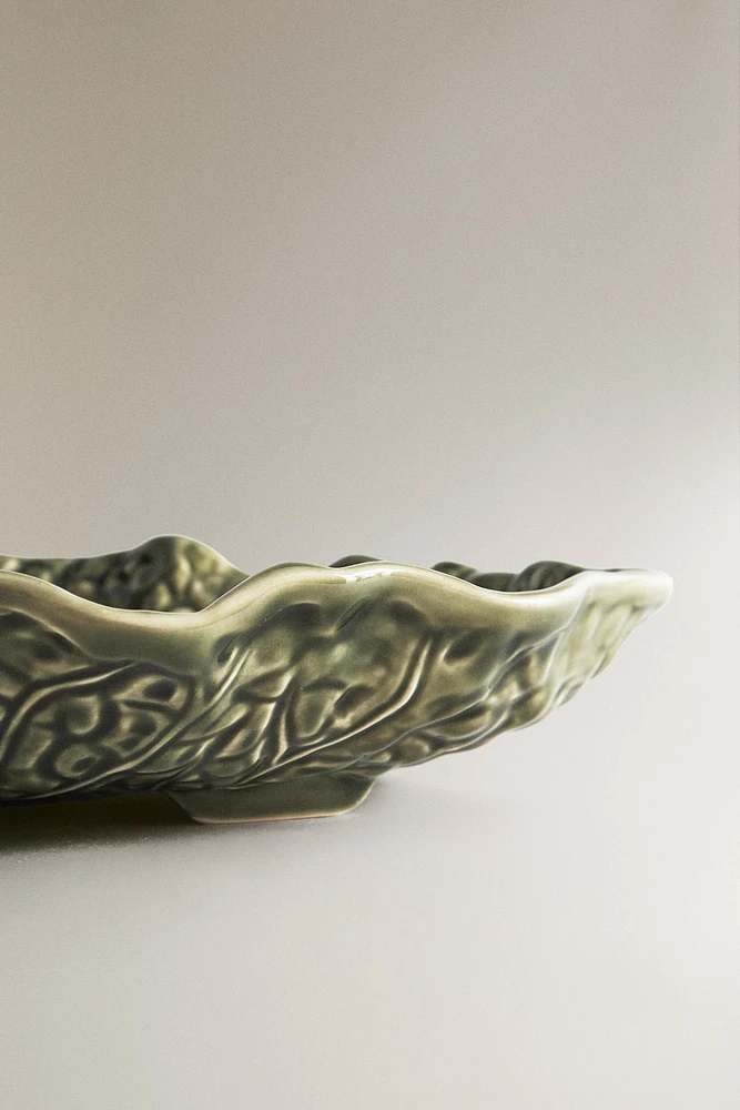 STONEWARE CABBAGE SERVING DISH