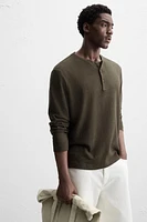 COTTON LINEN BLEND BUTTON NECK T-SHIRT