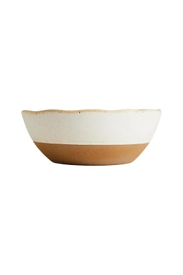 SALAD BOWL WITH RAISED DESIGN