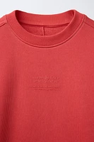 PLAIN SWEATSHIRT WITH EMBOSSED TEXT