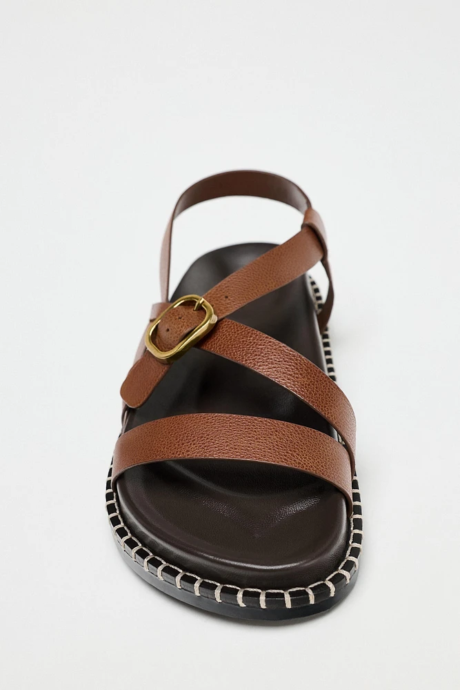 LOW-HEELED STRAPPY LEATHER SANDALS