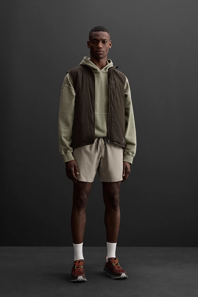 BASIC TRAINING SHORTS