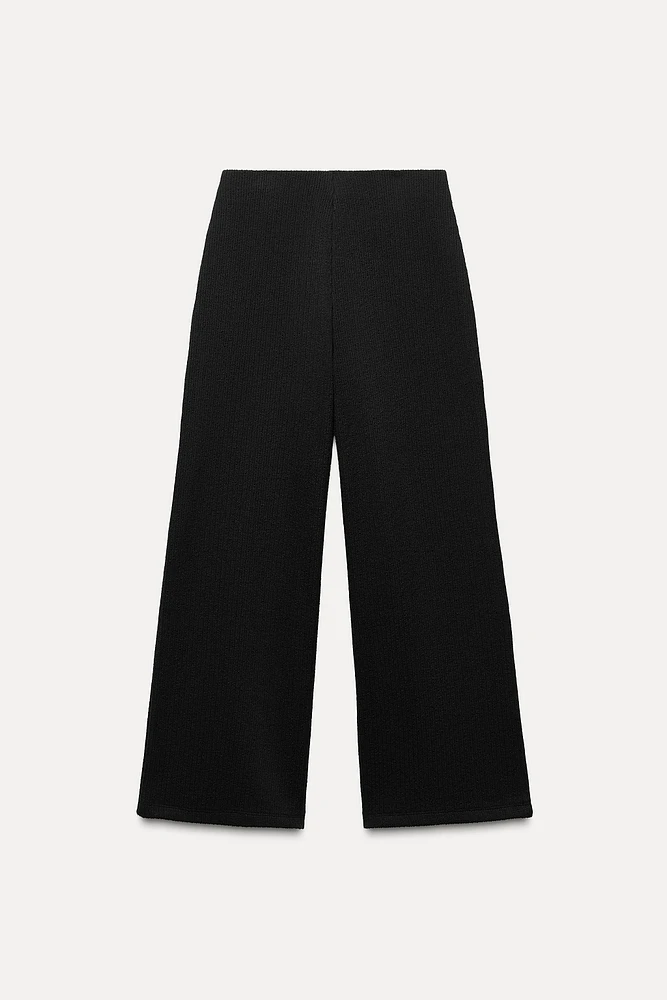 TEXTURED WIDE LEG PANTS