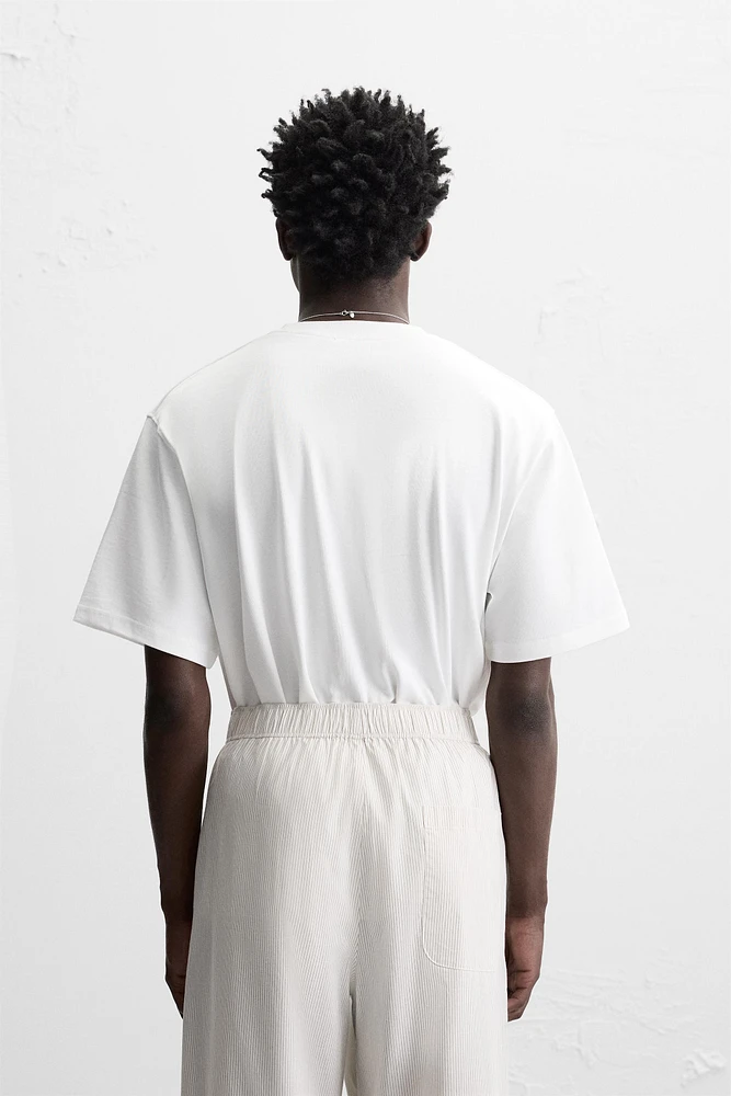 T-SHIRT BRODERIE EN MATIÈRES VARIÉES