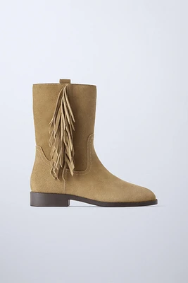 FRINGE SPLIT LEATHER BOOTS