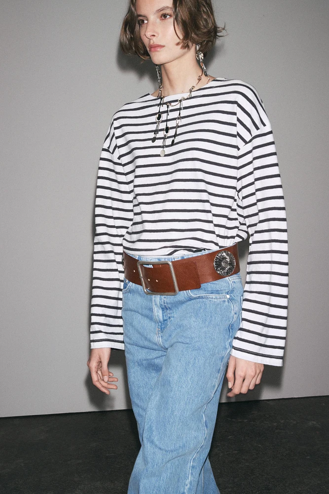 STRIPED LONG SLEEVE T-SHIRT