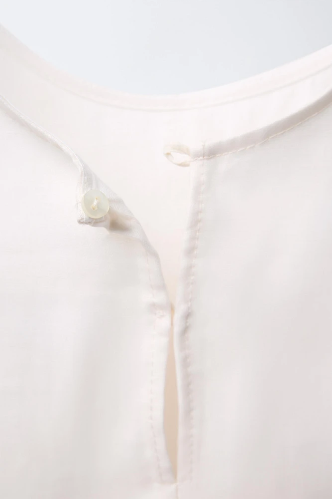 TOP 100 % LIN ORGANZA LACETS