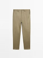 Pantalon tapered fit en coton mélangé