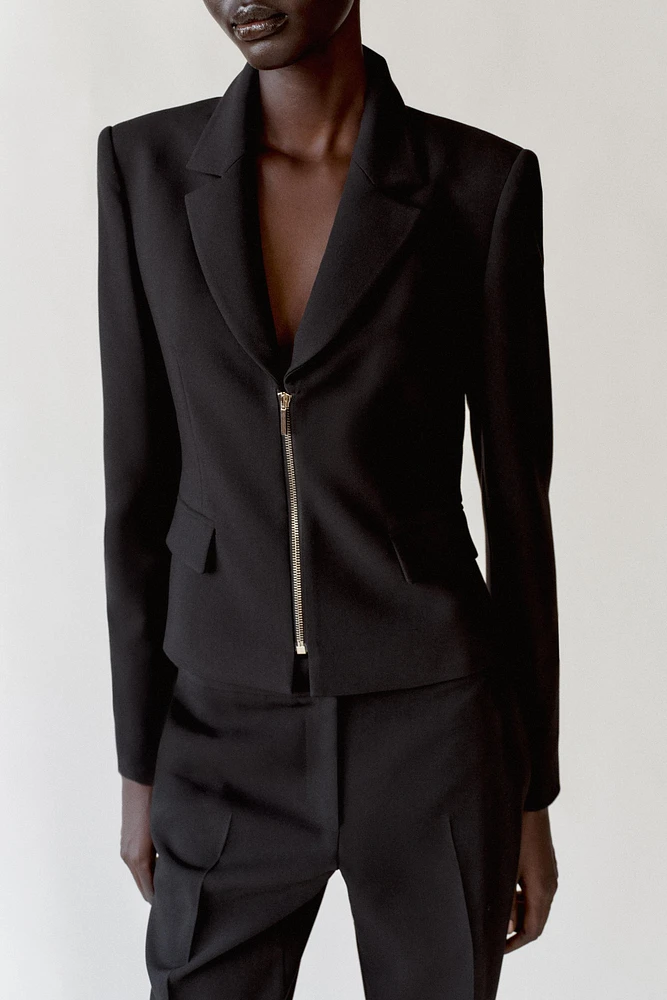 ZIP-UP BLAZER WITH SHOULDER PADS