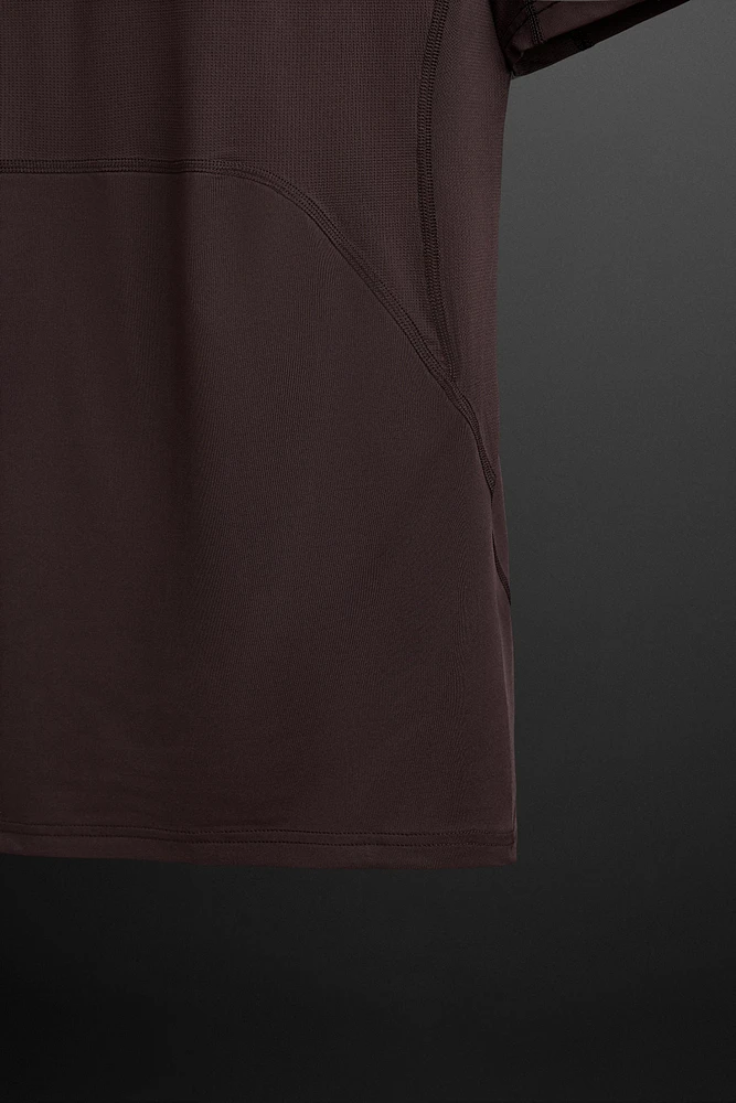 T-SHIRT COMPRESSION