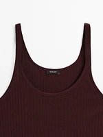 Sleeveless 100% cotton knit T-shirt