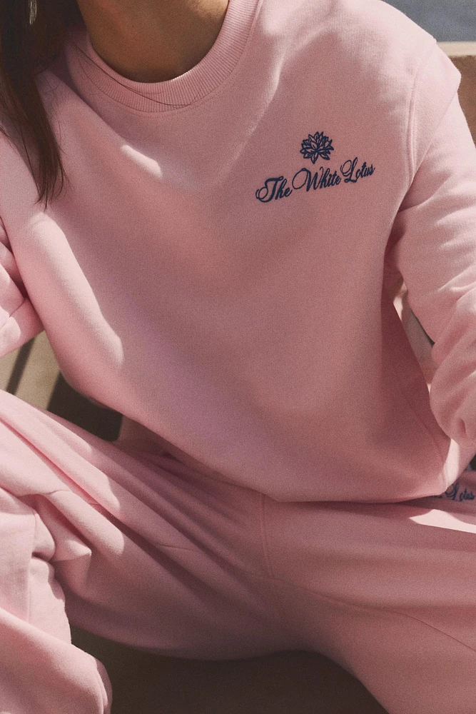 THE WHITE LOTUS FLEECE SWEATSHIRT