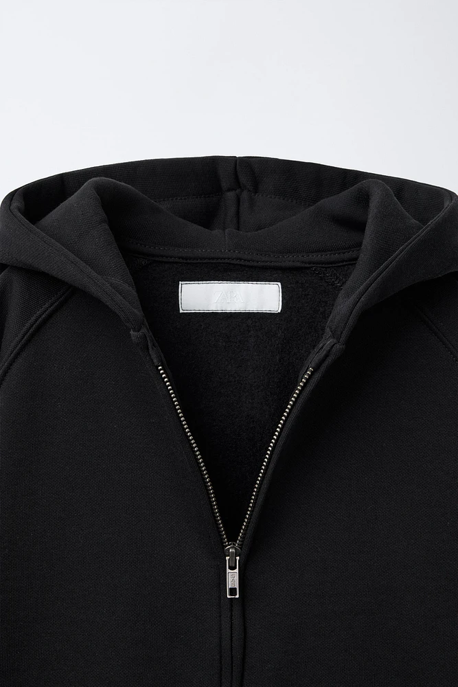 ZIP HOODED SWEATSHIRT