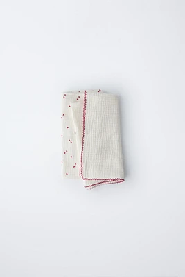 TWO-PACK OF HEART MUSLIN SWADDLES