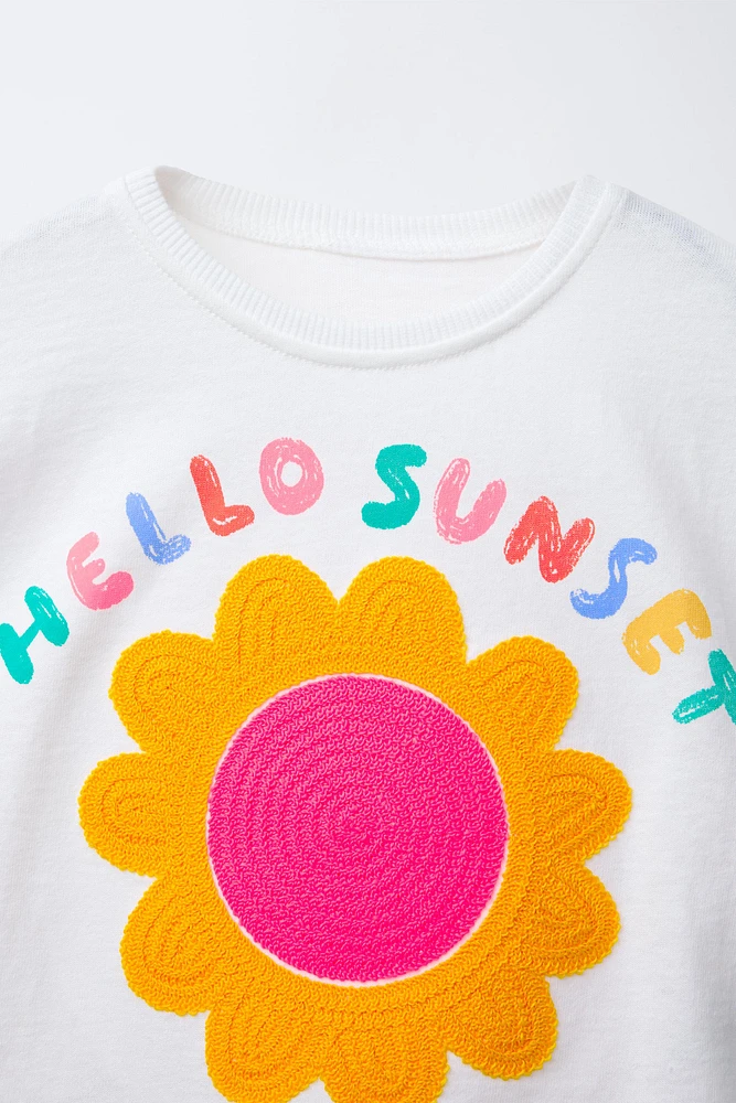 BUTTERFLY APPLIQUÉ T-SHIRT