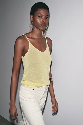TOP EN MAILLE À BRETELLES