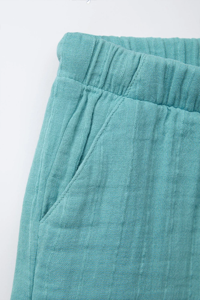 TEXTURED SHORTS
